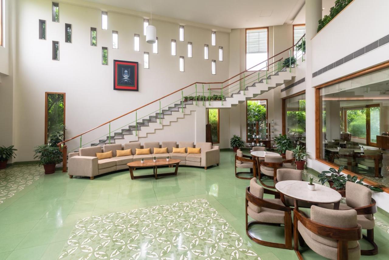 Hotel Naad Wellness Sonipat Exteriér fotografie